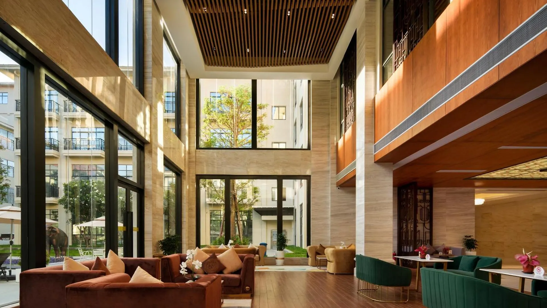 Donghu Resort Hotel Σίχανουκβιλ