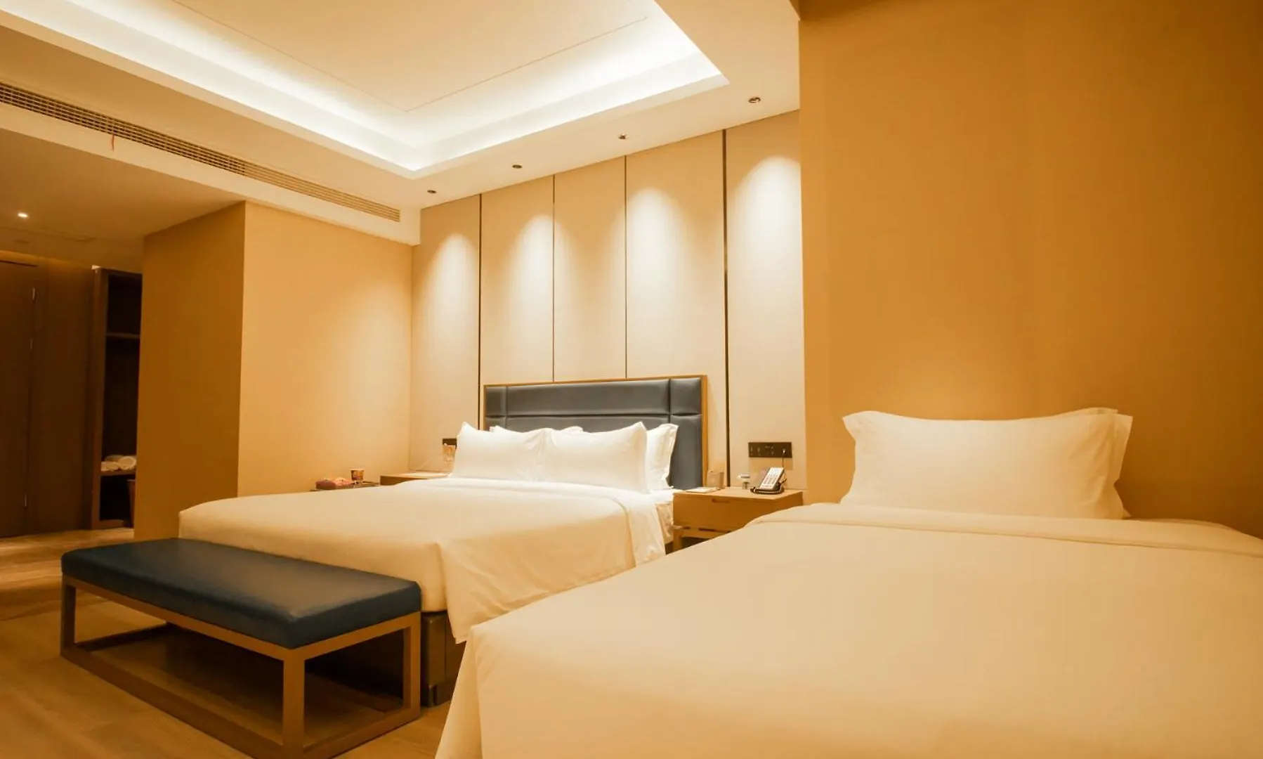 Donghu Resort Hotel Σίχανουκβιλ