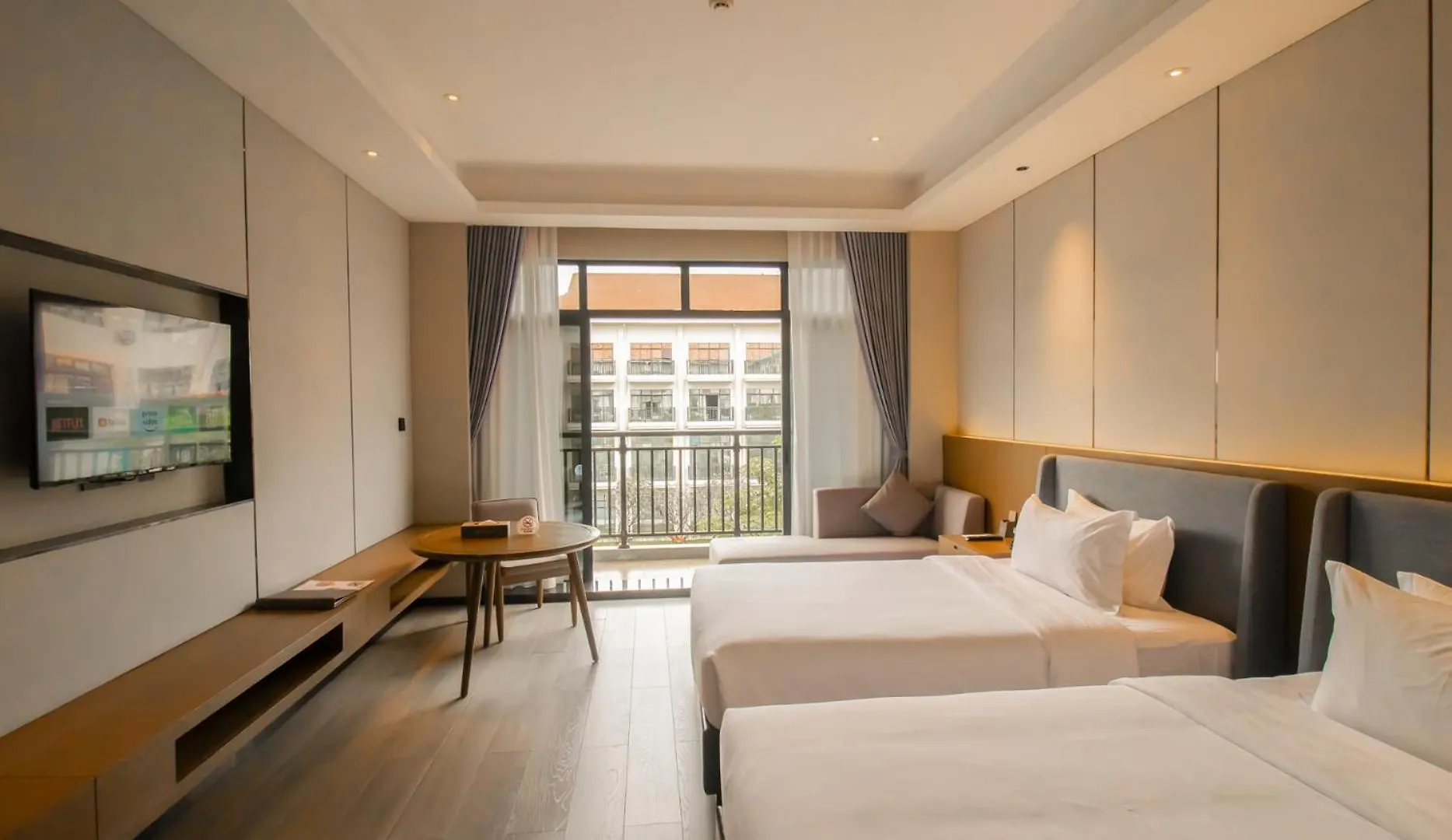 Donghu Resort Hotel Σίχανουκβιλ
