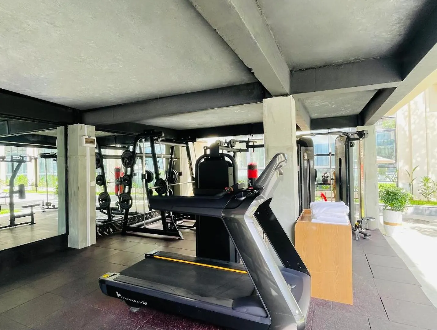 Donghu Resort Hotel Σίχανουκβιλ