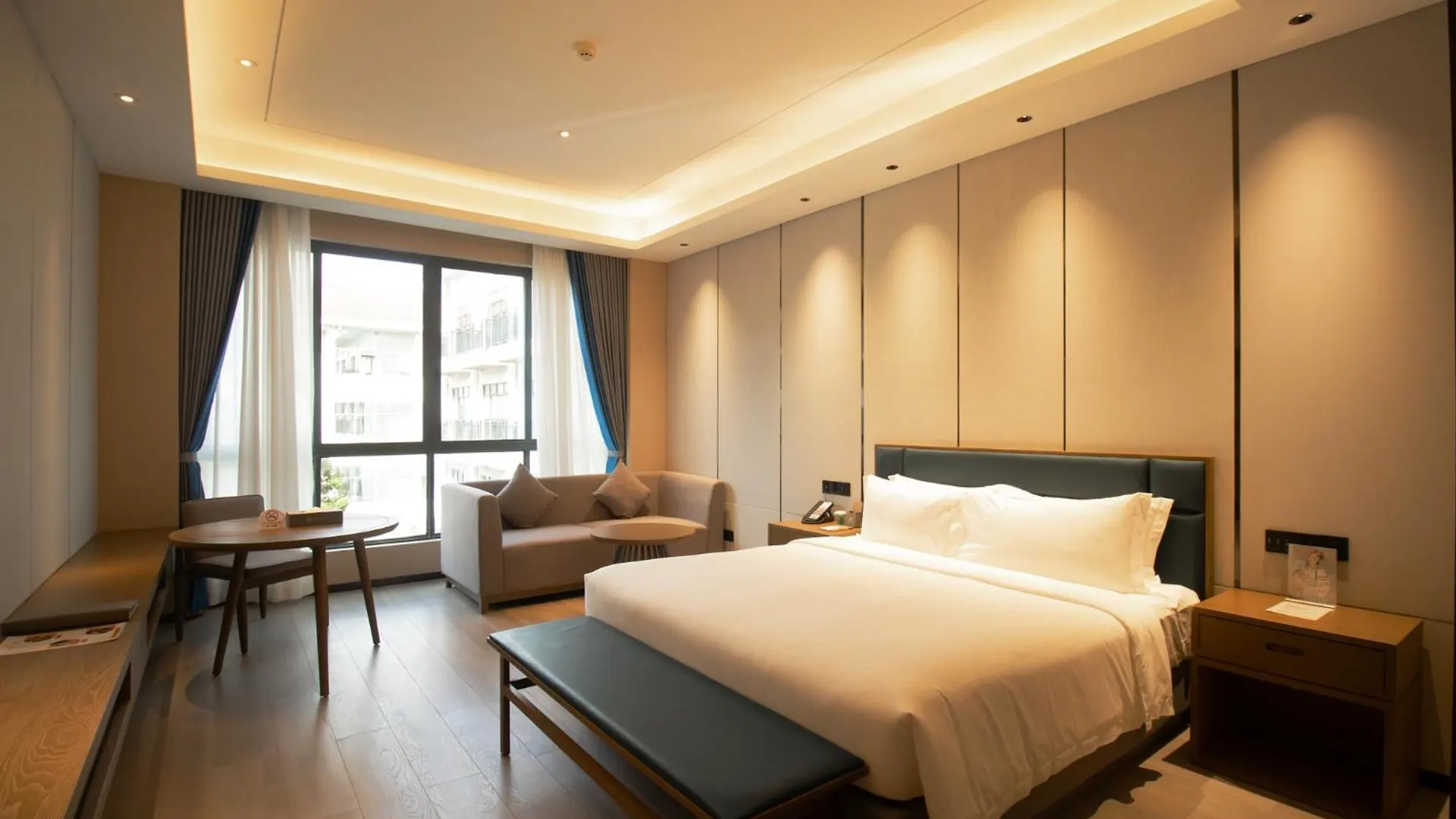 Donghu Resort Hotel シアヌークビル カンボジア