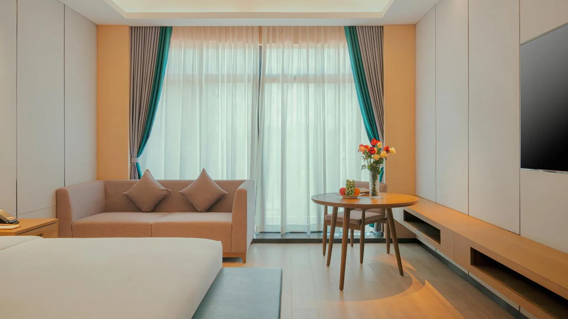 Donghu Resort Hotel シアヌークビル