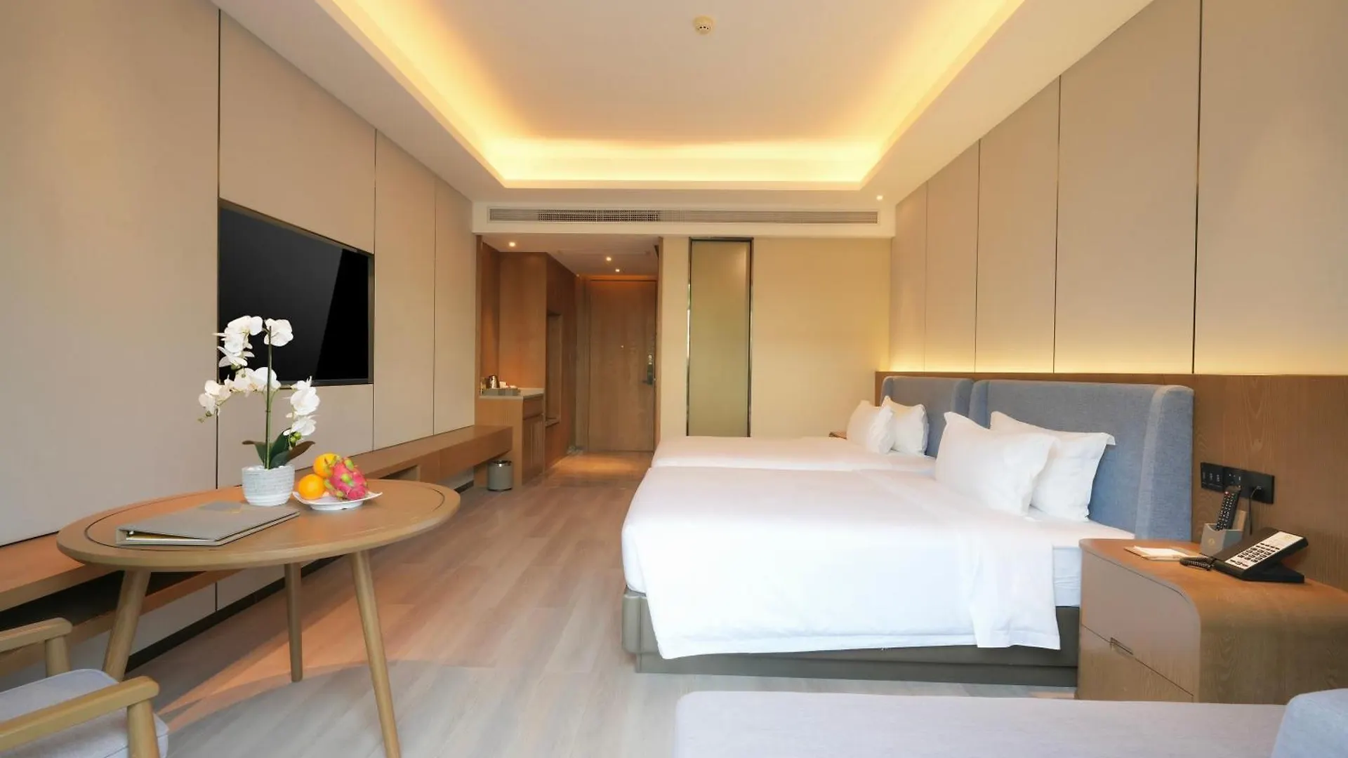 Donghu Resort Hotel シアヌークビル