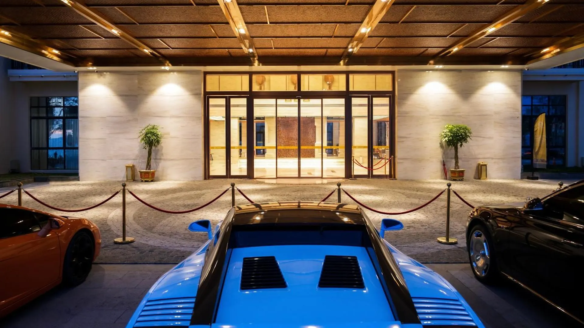 Donghu Resort Hotel シアヌークビル