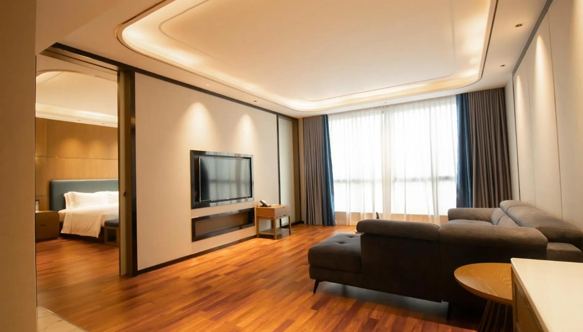 Donghu Resort Hotel シアヌークビル